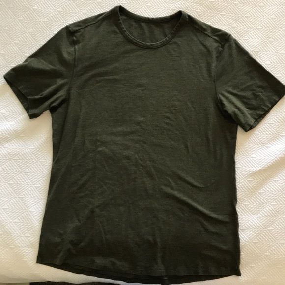Lululemon 5 year tee green large - Picture 1 of 3